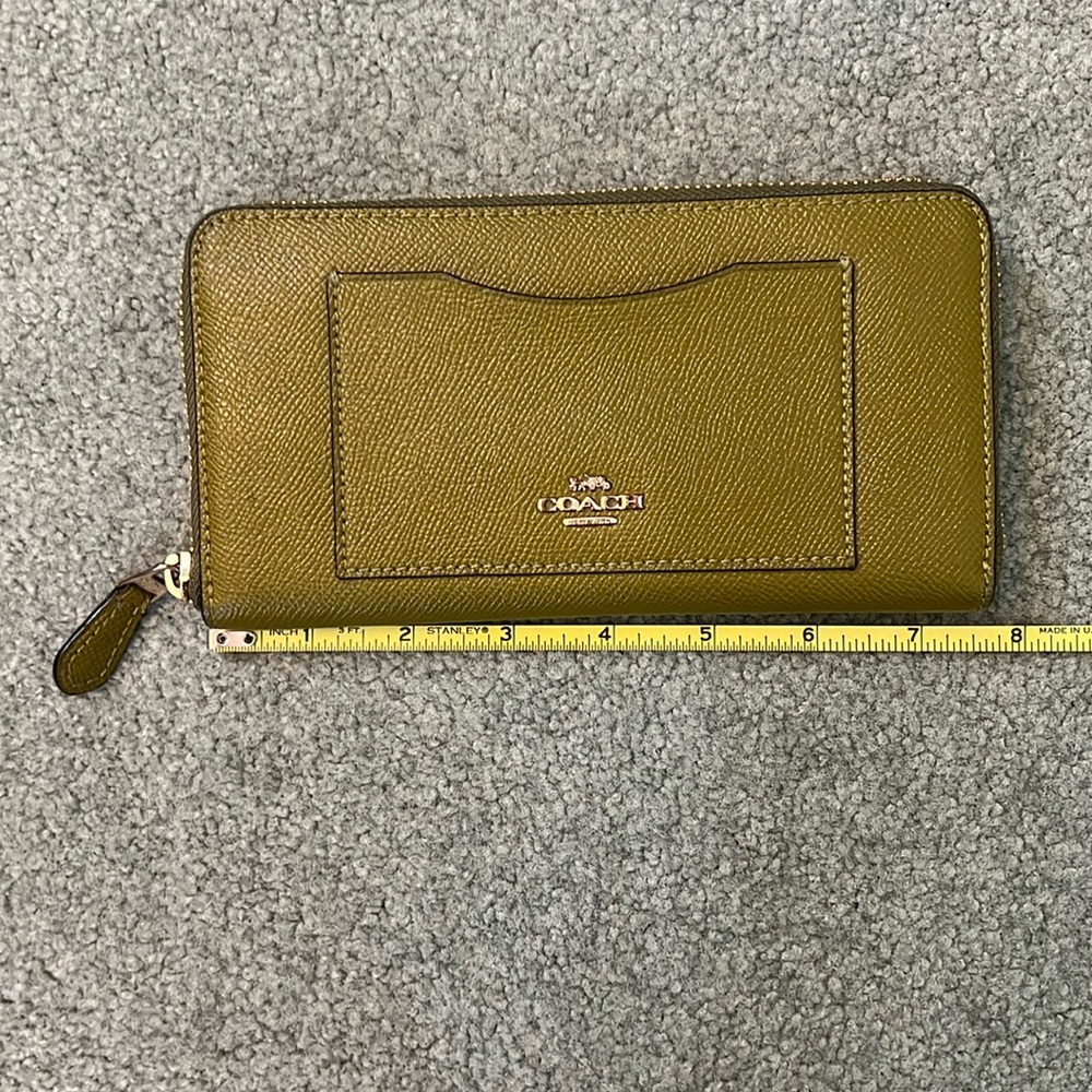 Coach zip wallet